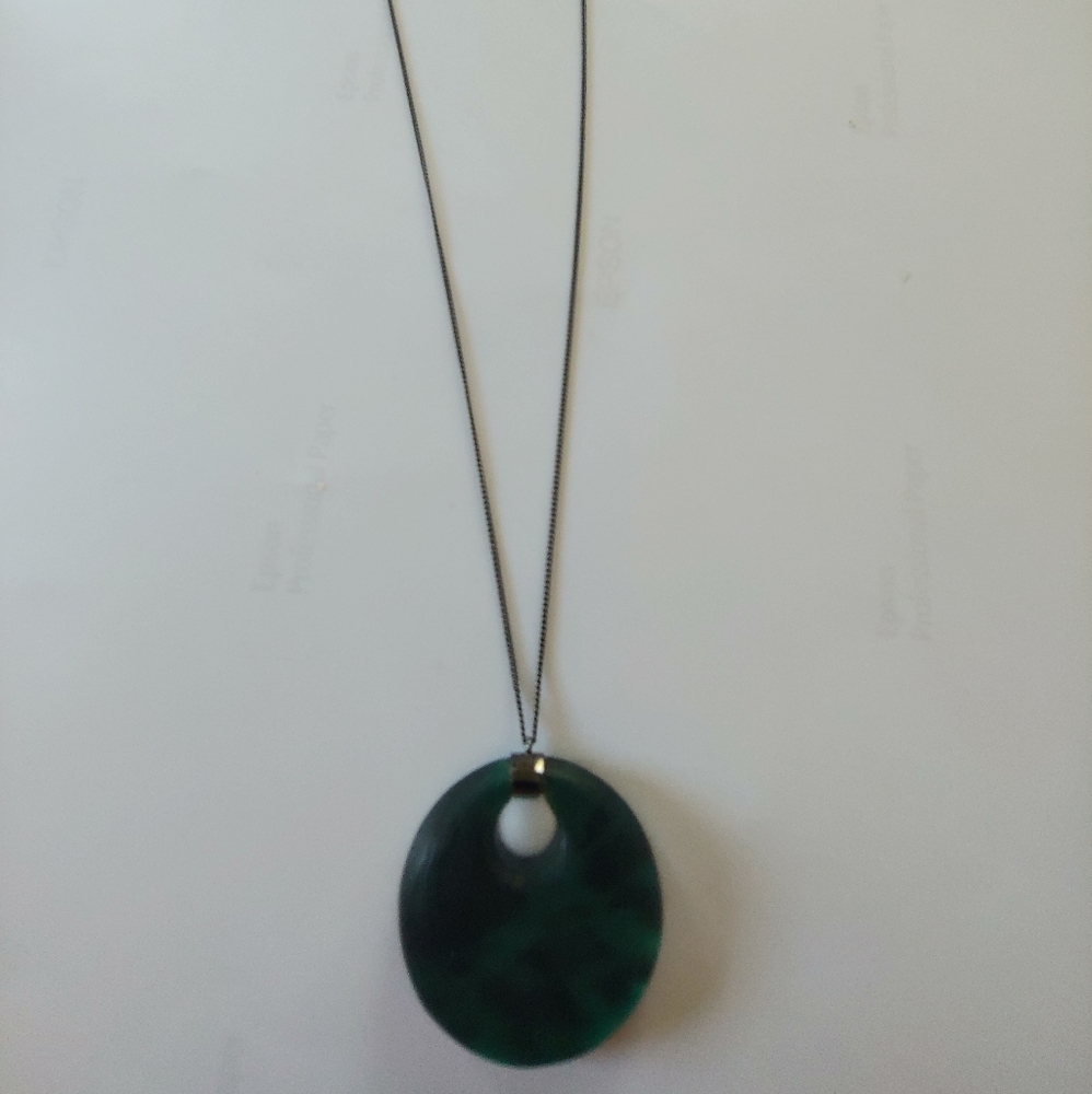 Necklaces - Picture 3 of 6